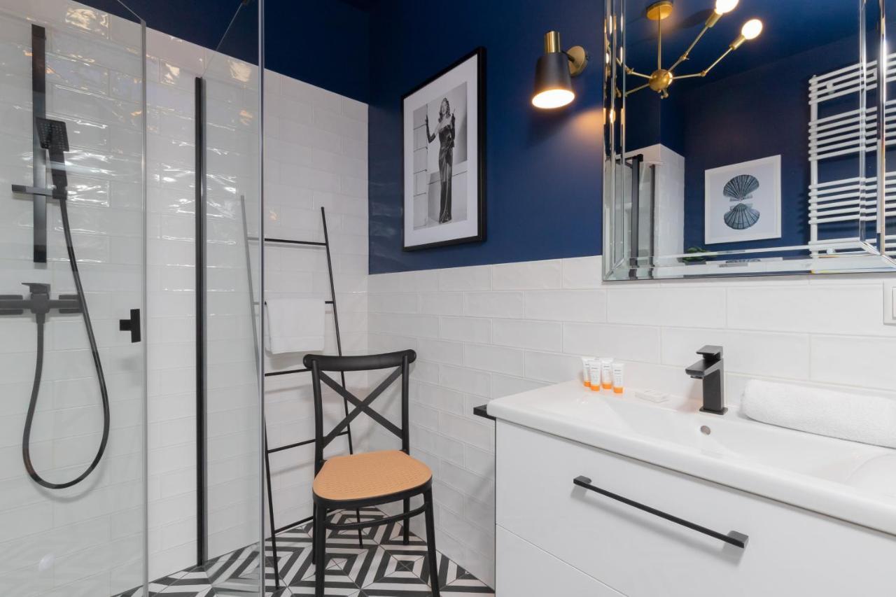 Stylish Atol Apartment With Free Parking In The Heart Of Gdansk By Noclegi Renters 외부 사진